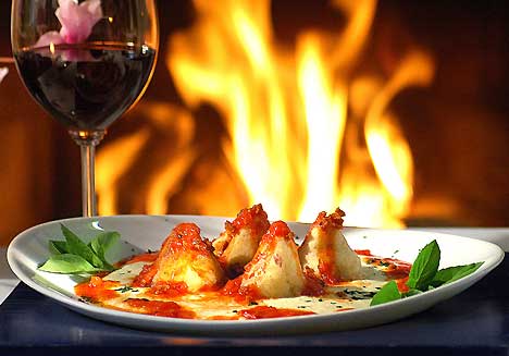 Adquira agora um almo�o executivo no DOMUS ITALICA (anexo ao Shopping Praia da Costa).<br><br>
O menu executivo inclui:
<br><br><br>
1 entrada + 1 prato principal + 1 sobremesa
</b><Br><br>Veja as op�oes de almo�o executivos no site do Domus Italica.
